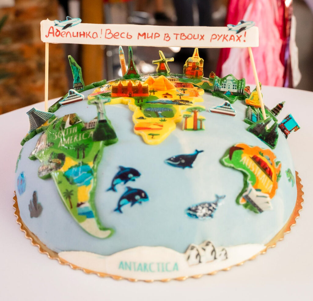 Cake "Whole world is in your hands"